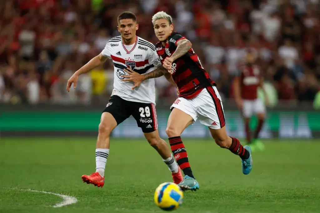 Jornalista dá fórmula do sucesso pro São Paulo ser campeão sobre o