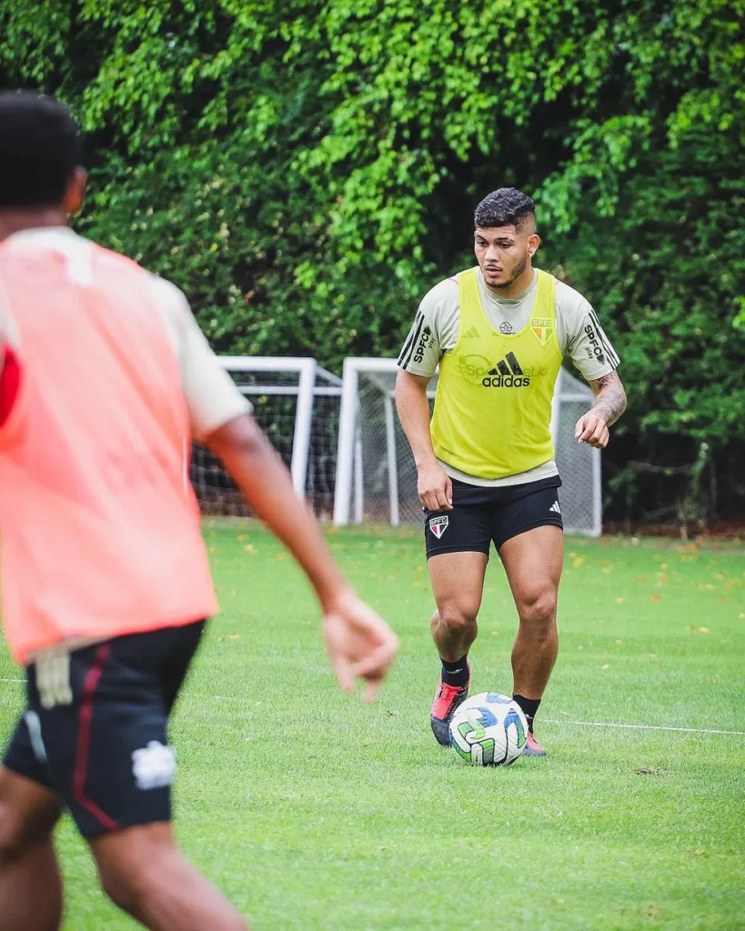 Erison está de volta ao São Paulo 1 Erison treino Sao Paulo