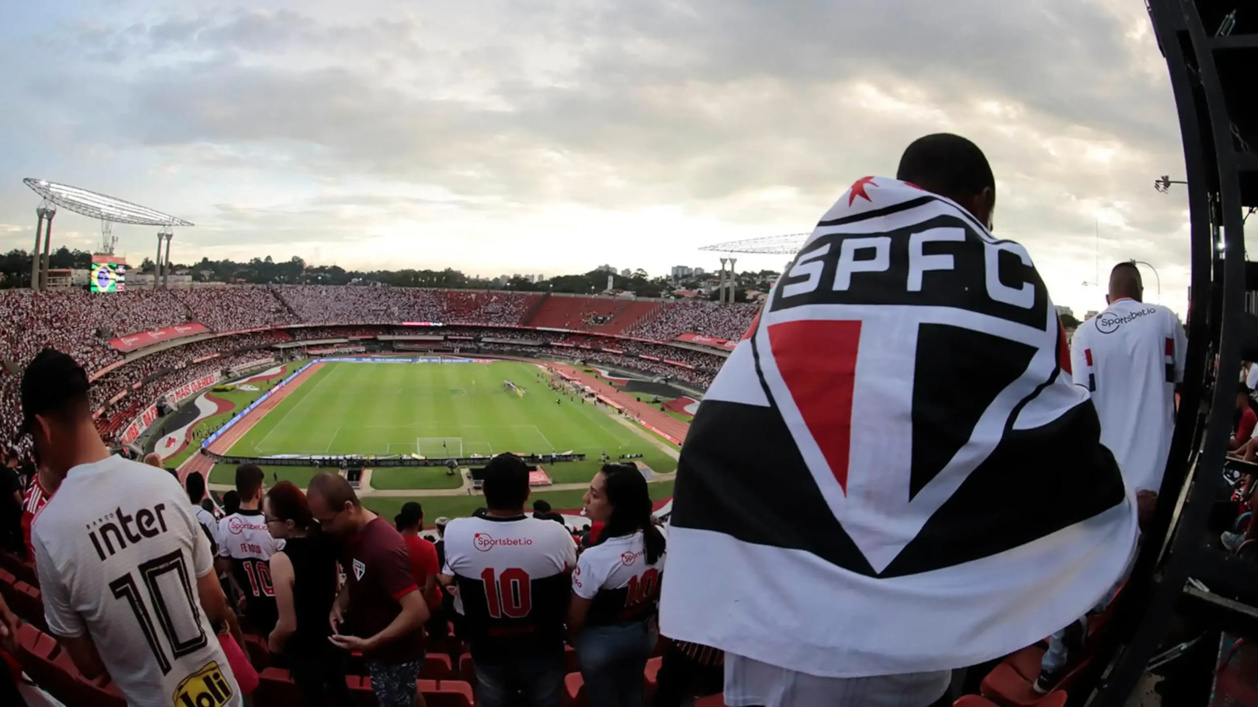 São Paulo empata com a Ferroviária e ergue taça do Campeonato Paulista  Feminino Sub-17 - ISTOÉ Independente