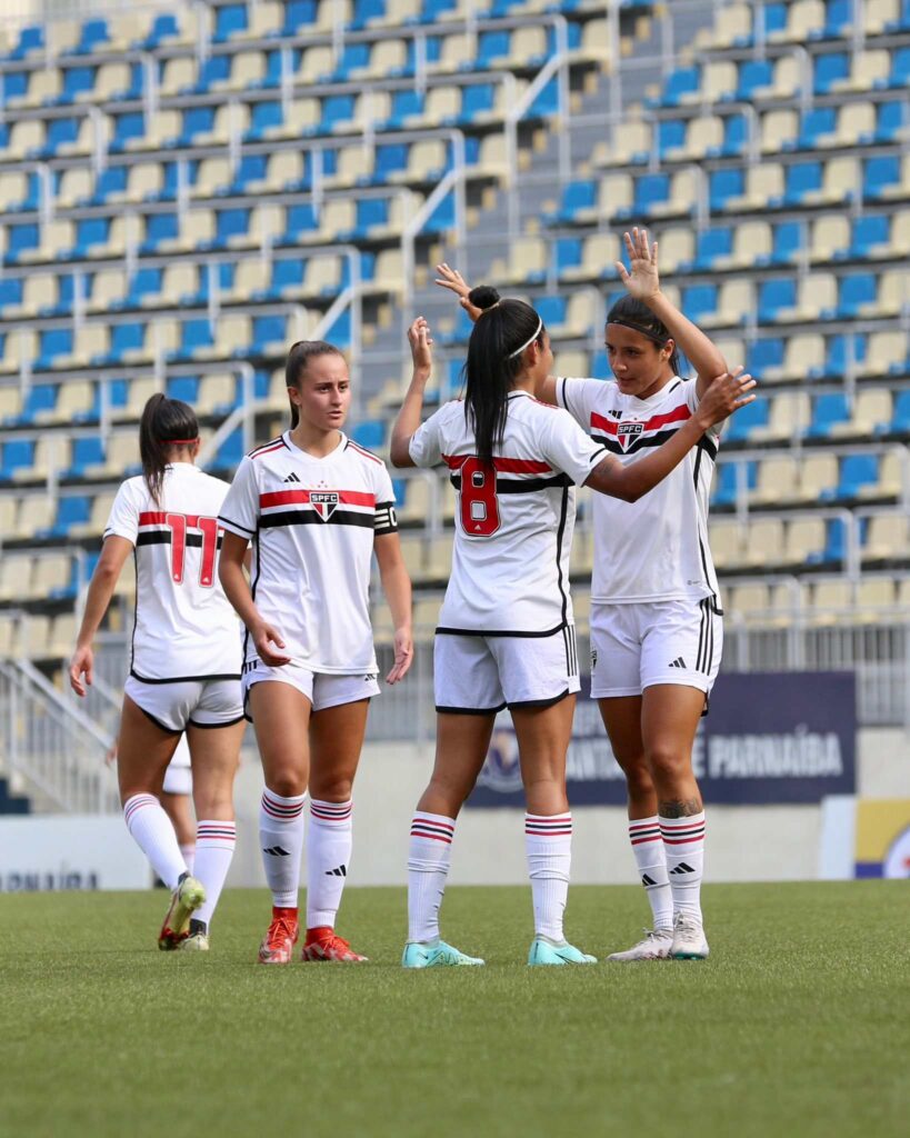 Futebol feminino: Corinthians goleia o Ska e segue na liderança do