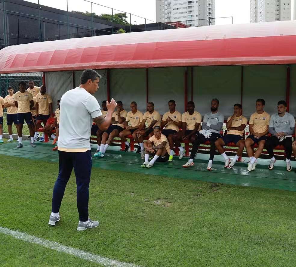 Carpini Recém Chegou Ao São Paulo E Já Botou Corinthians E Santos No ...